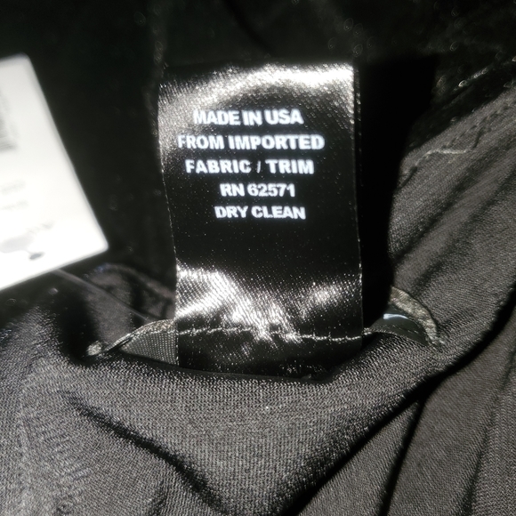 Aqua Black Velvet Romper Large NWT - Picture 5 of 7